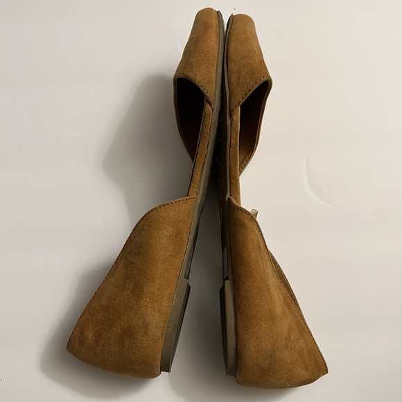 Tan Charlotte Russe Faux Suede Pointed Toe Flats Women Size 7 - Picture 7 of 14